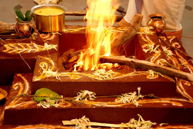 Astrology purohit services in Chennai for puja and homam rituals